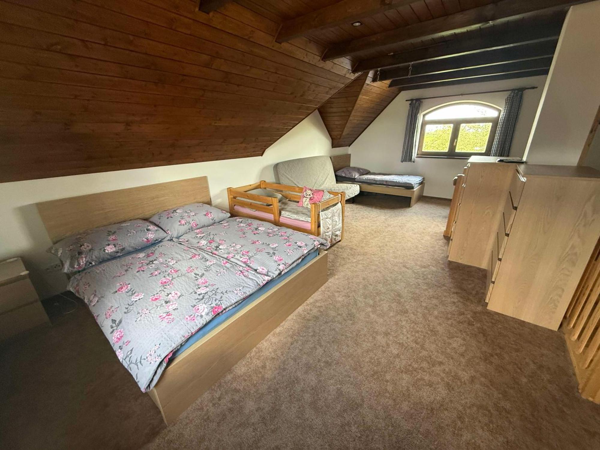 - Prestavlky Apartment Trsice